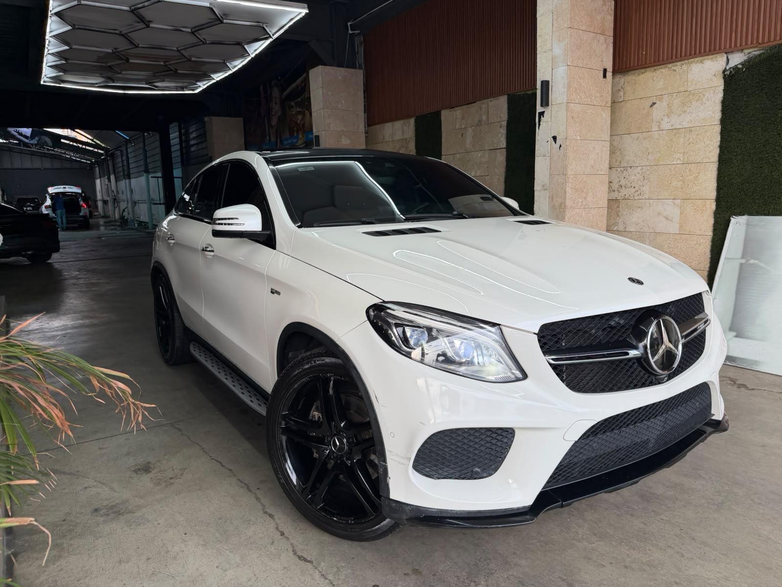 Mercedes-AMG GLE 43 Coupé 2018, foto 2